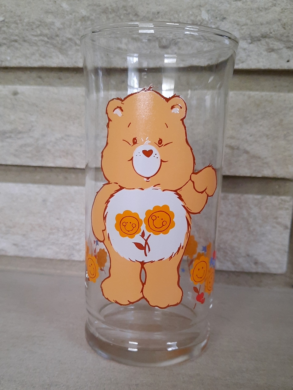 Vintage RARE CARE BEARS GLASS ~ FRIEND BEAR ~ Pizza Hut 1983~